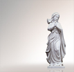 Marienfigur aus Stein Betende Madonna: Madonna Steinfigur als Grabfigur